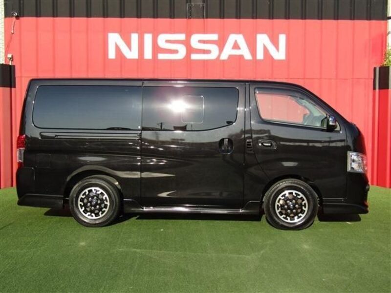 NV350 CARAVAN