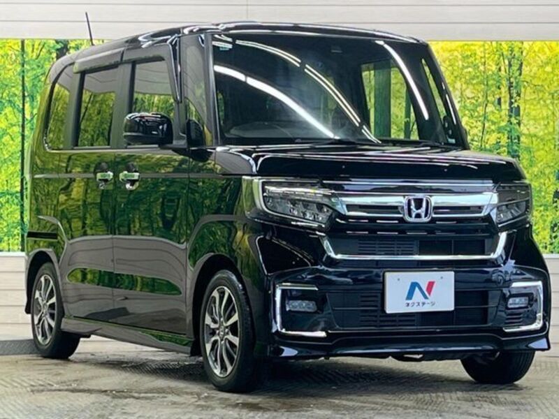 N BOX CUSTOM