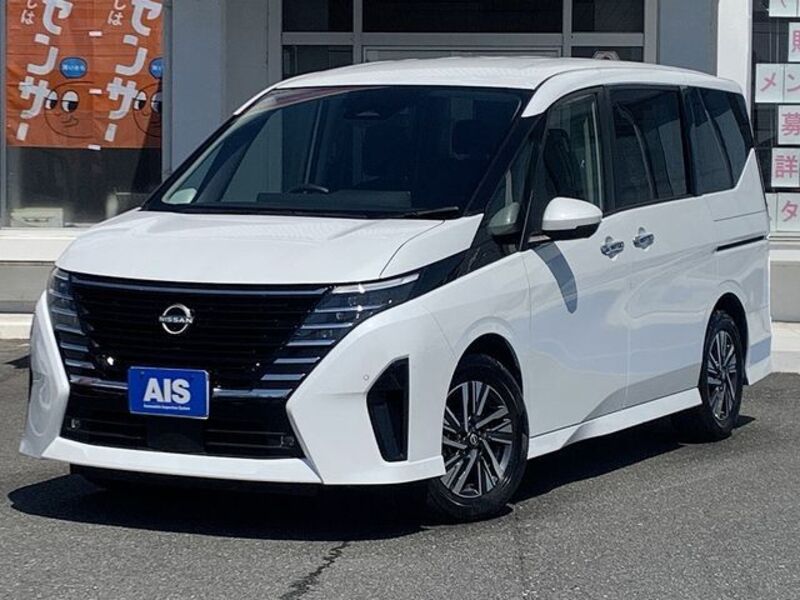 NISSAN SERENA