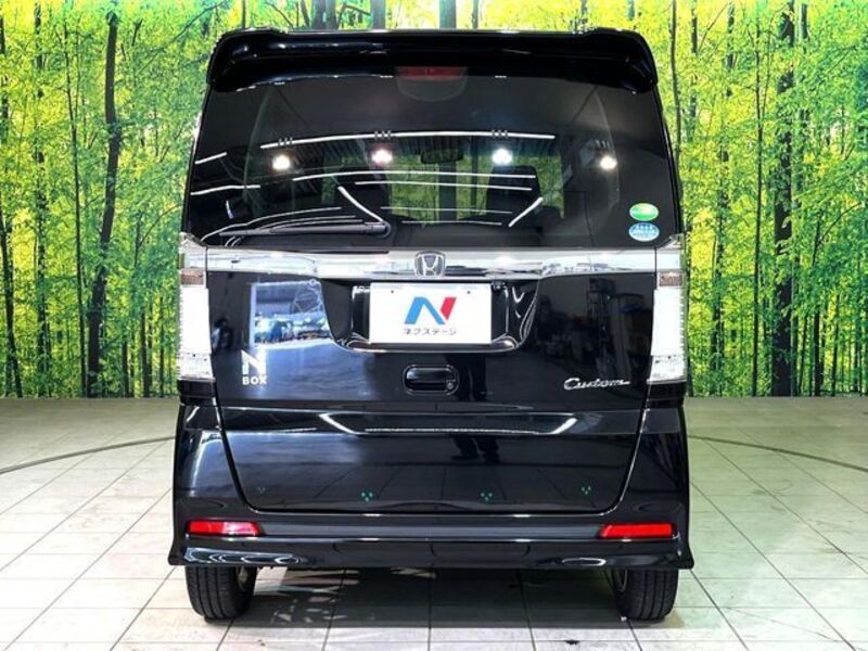 N BOX CUSTOM