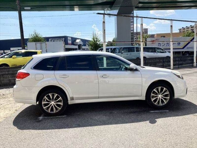 LEGACY OUTBACK