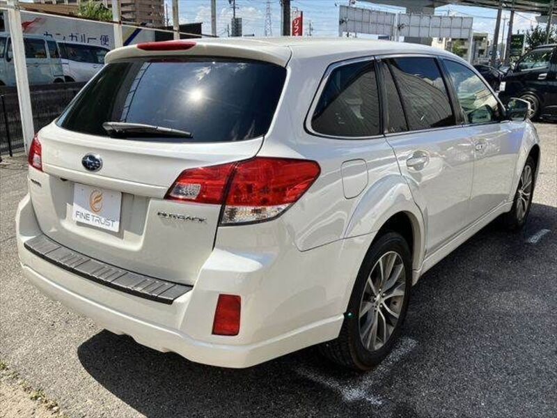 LEGACY OUTBACK