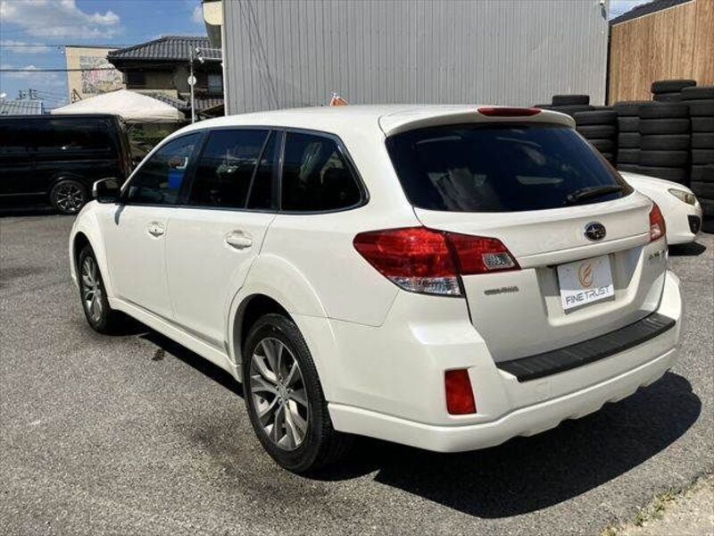 LEGACY OUTBACK