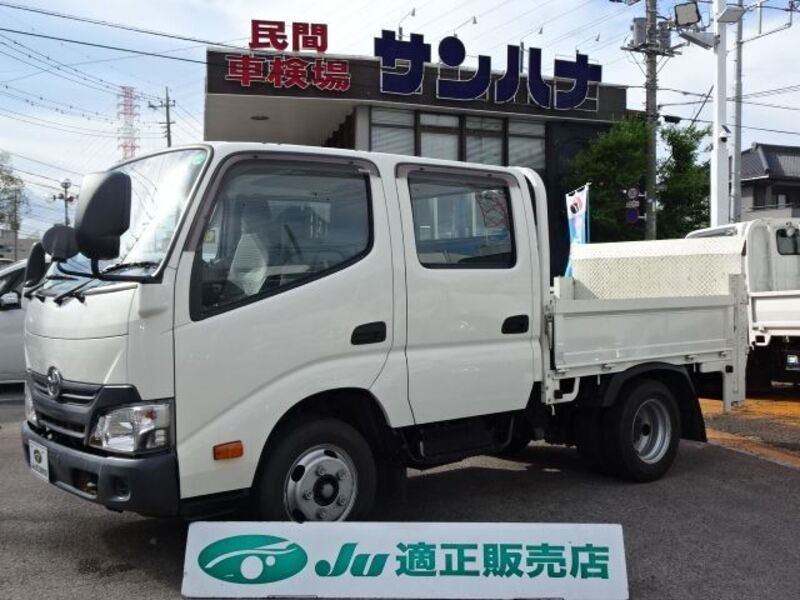 TOYOTA DYNA