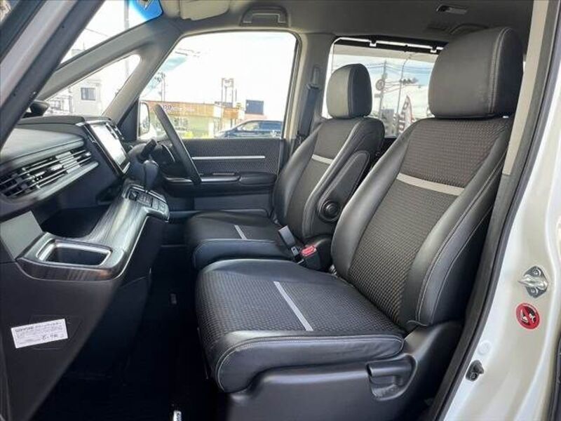STEPWAGON SPADA