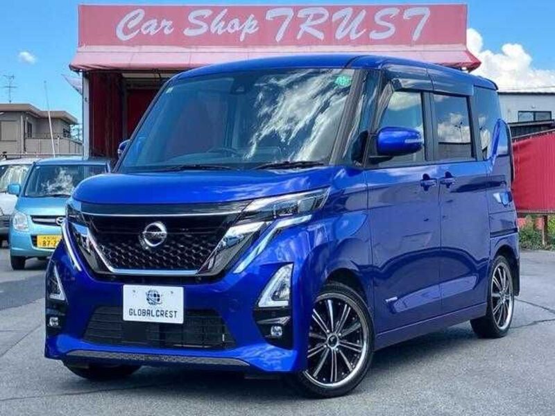 NISSAN ROOX