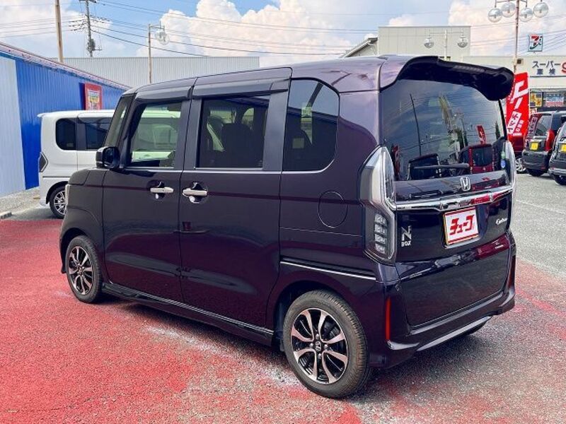 N BOX CUSTOM