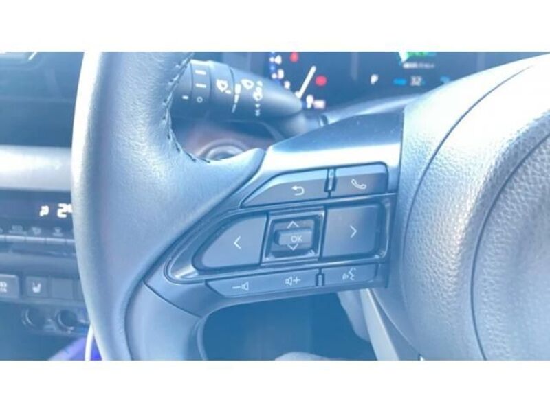 YARIS CROSS