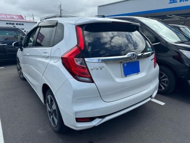 FIT HYBRID
