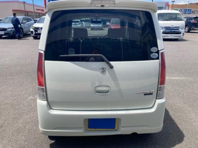WAGON R