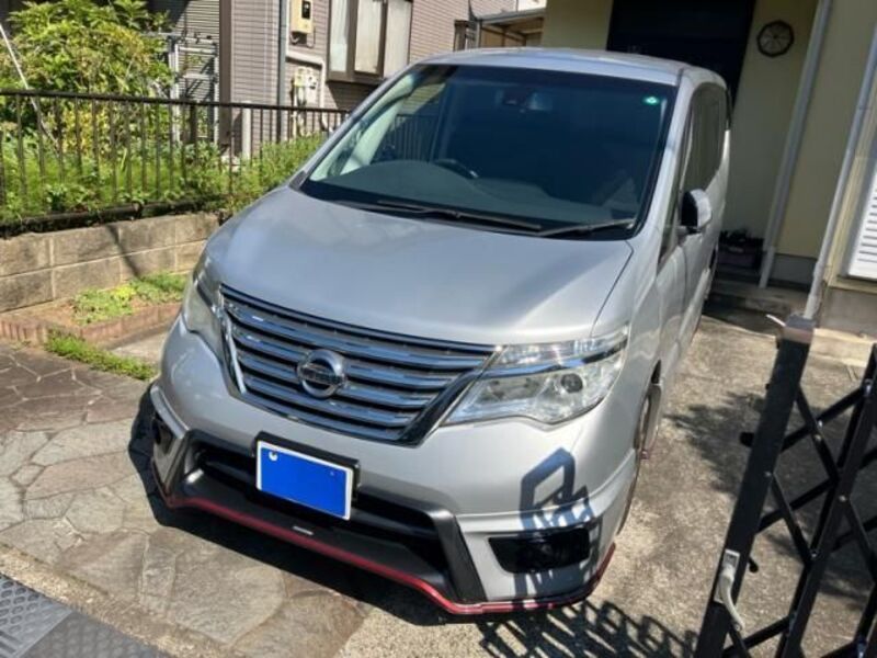 NISSAN SERENA