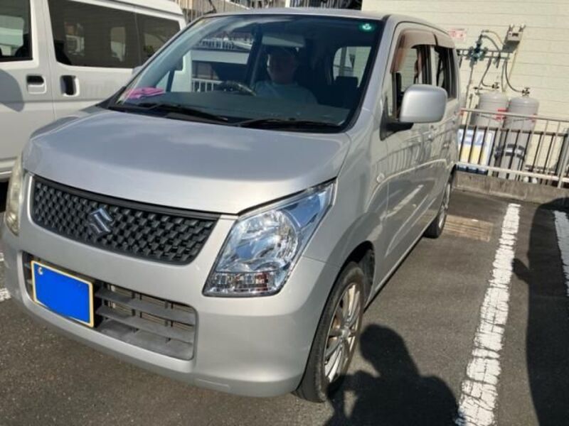 WAGON R