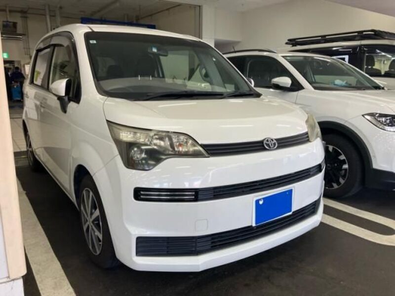 TOYOTA SPADE
