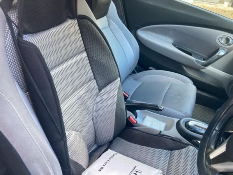 CR-Z