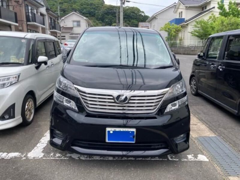 TOYOTA VELLFIRE