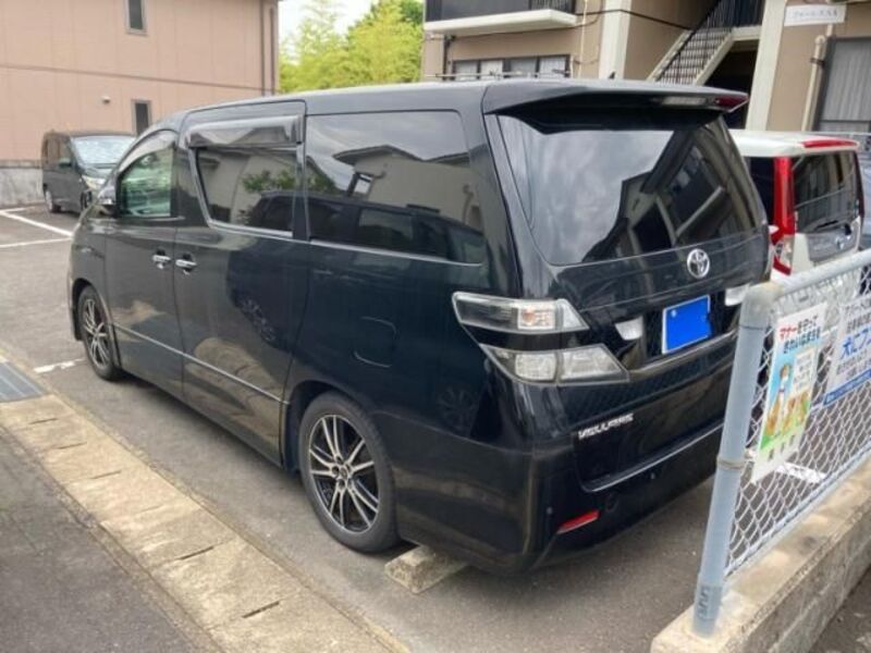 VELLFIRE