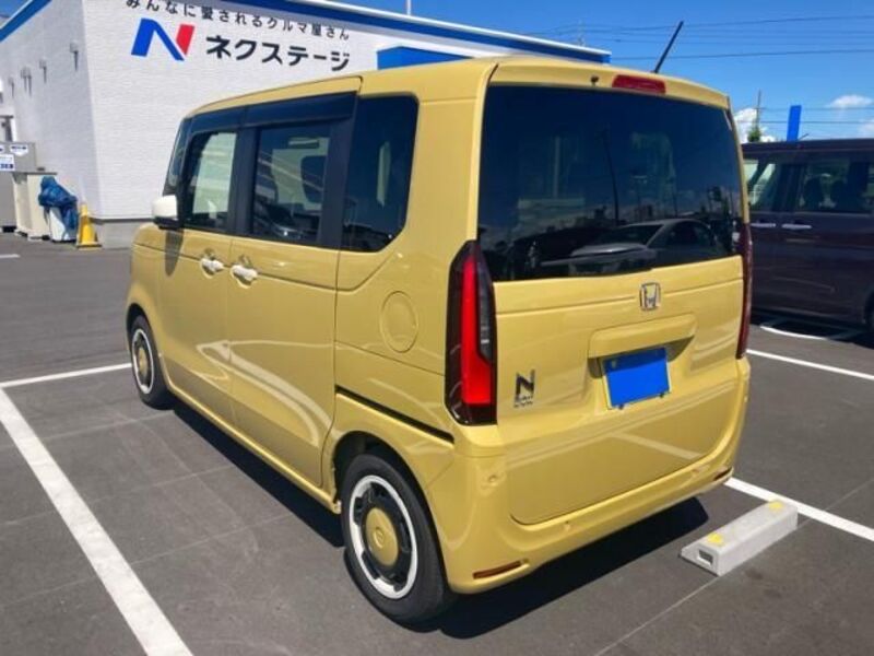N BOX