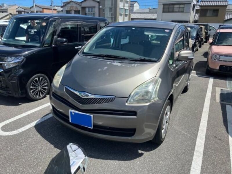 TOYOTA RACTIS
