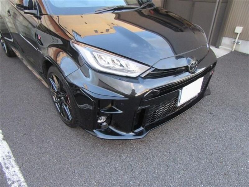 GR YARIS