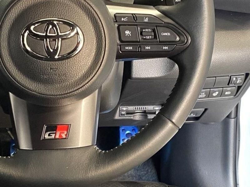 GR YARIS