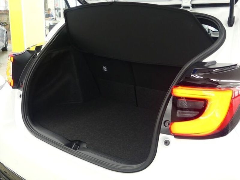 GR YARIS