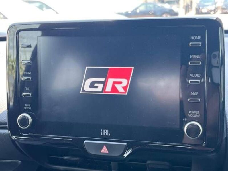 GR YARIS