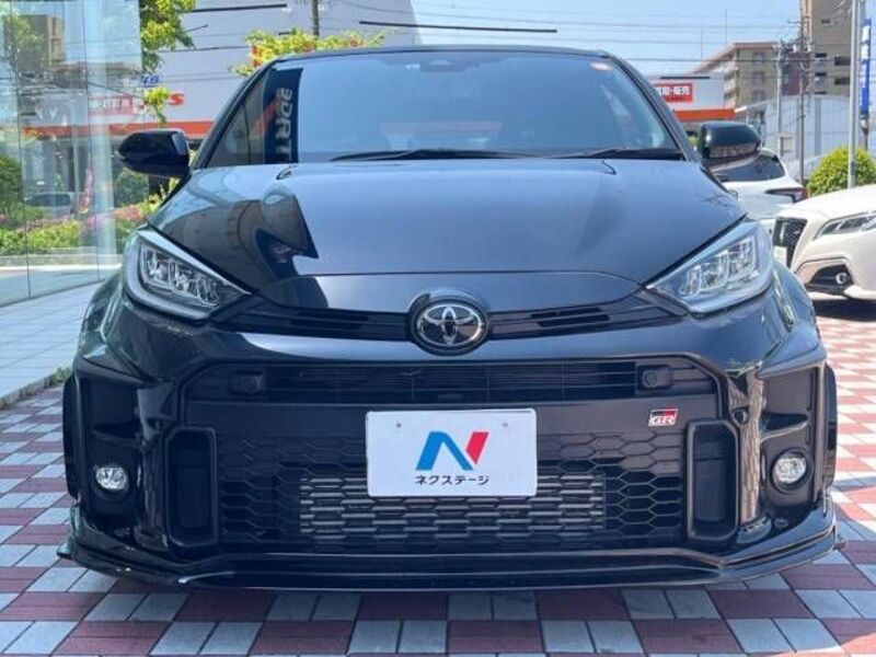 GR YARIS