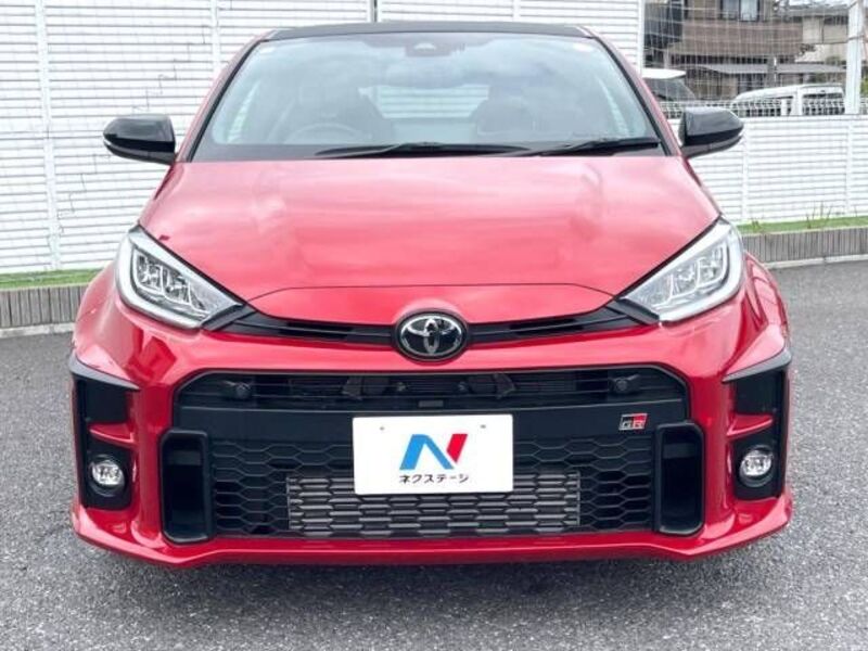 GR YARIS