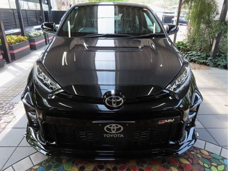 GR YARIS