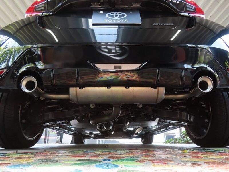 GR YARIS