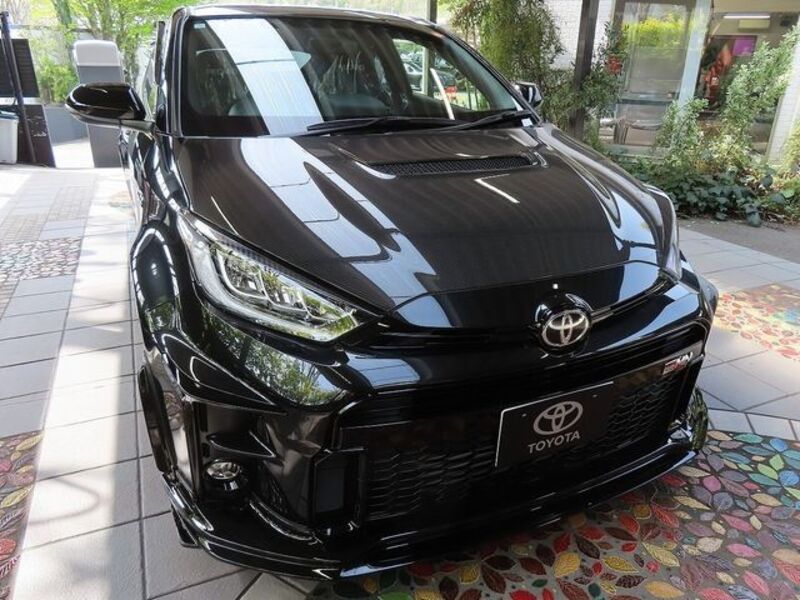GR YARIS