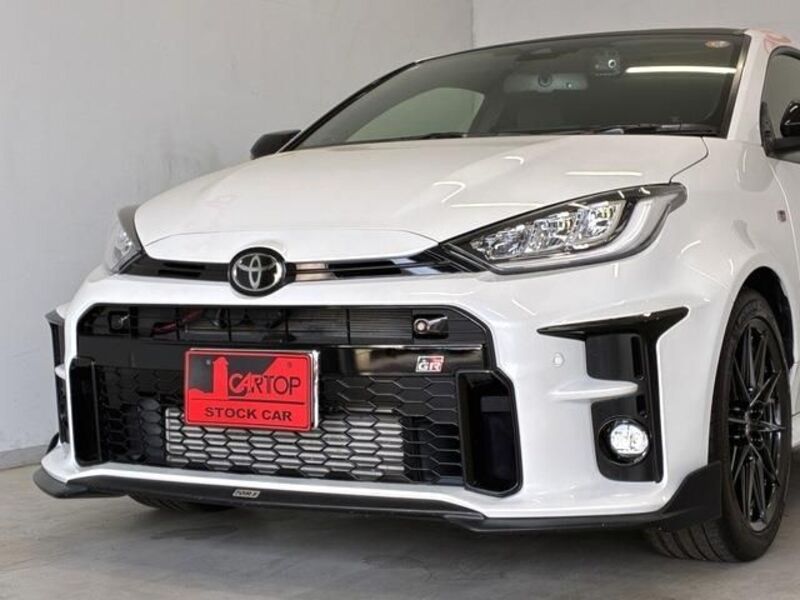 GR YARIS