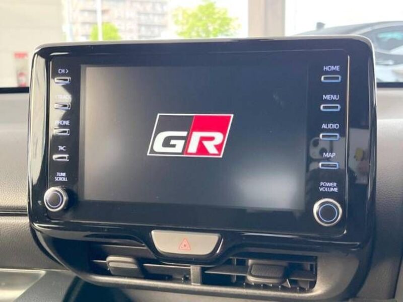 GR YARIS