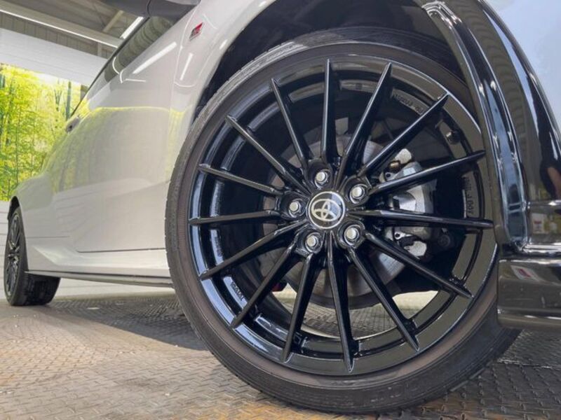 GR YARIS