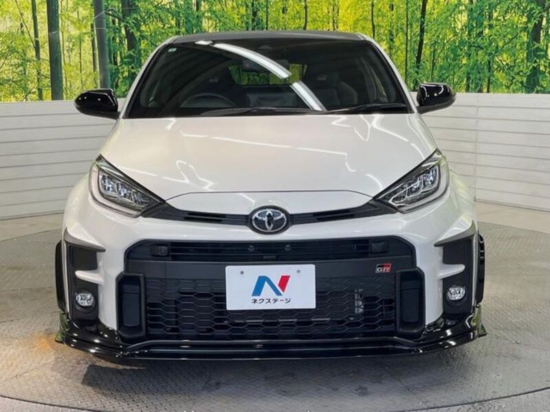 GR YARIS