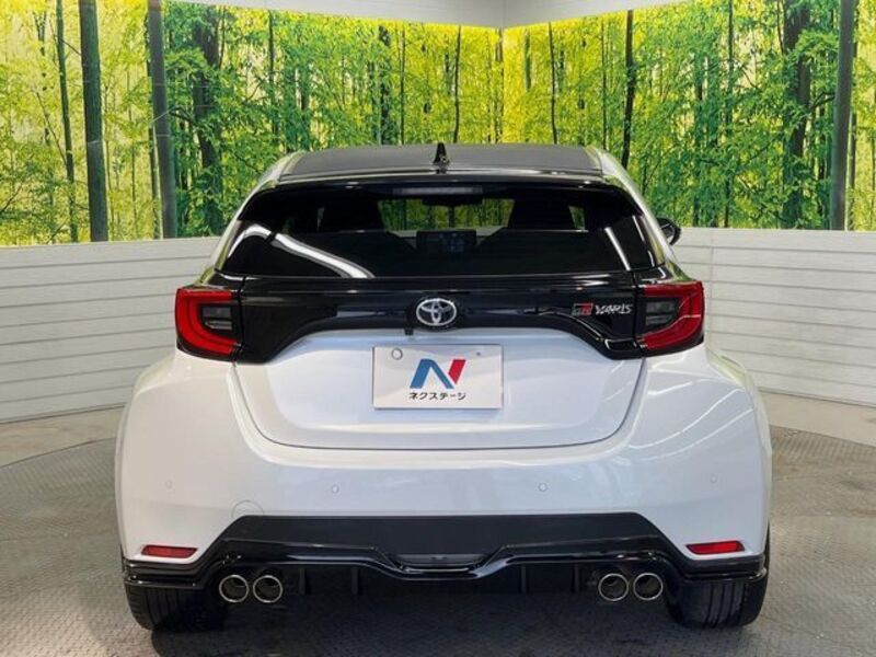 GR YARIS