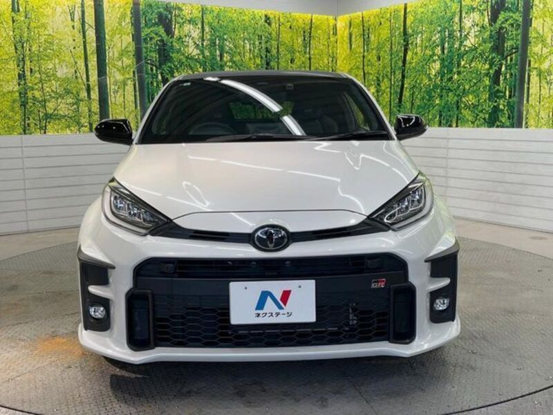 GR YARIS