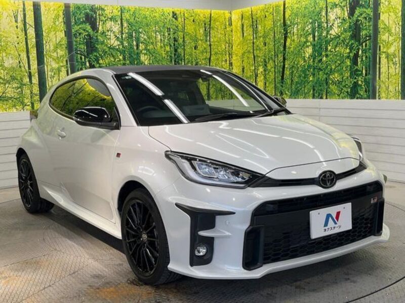 GR YARIS