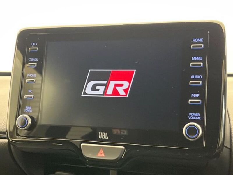 GR YARIS