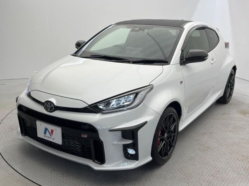 GR YARIS