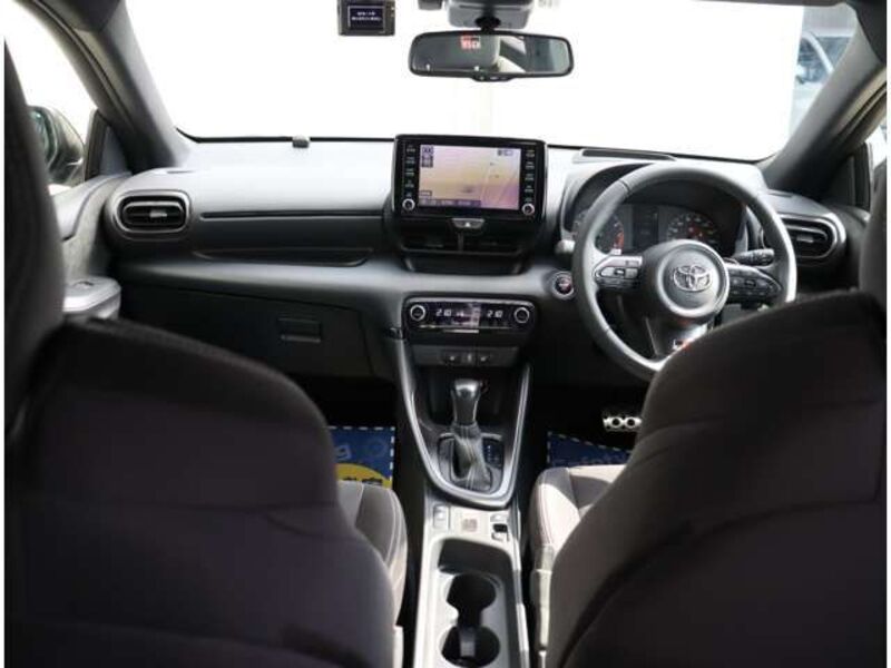 GR YARIS