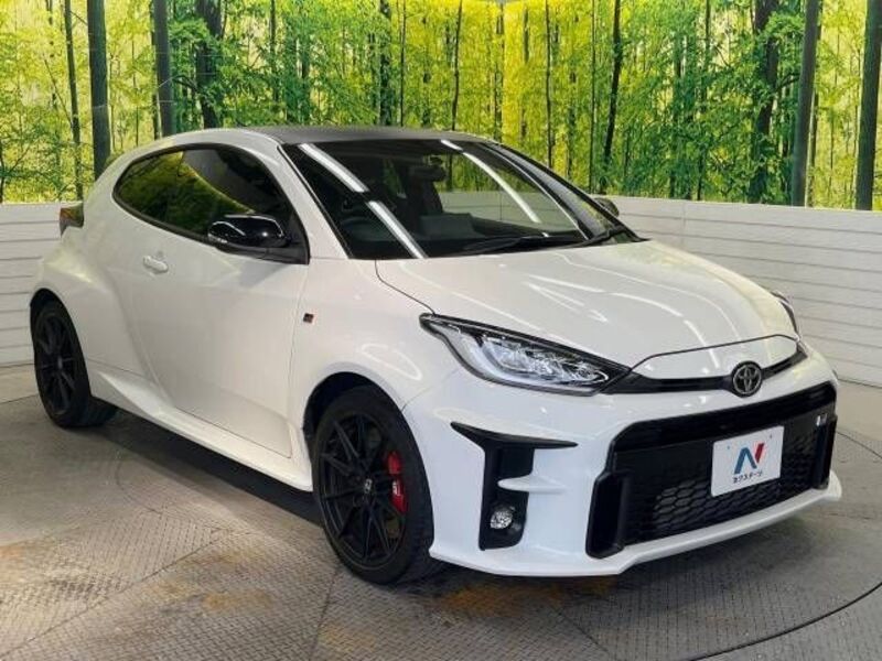 GR YARIS