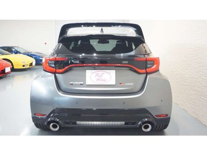 GR YARIS