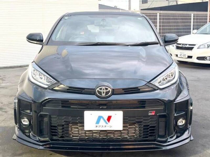 GR YARIS