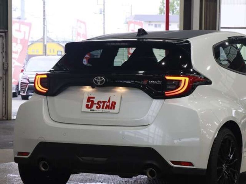 GR YARIS