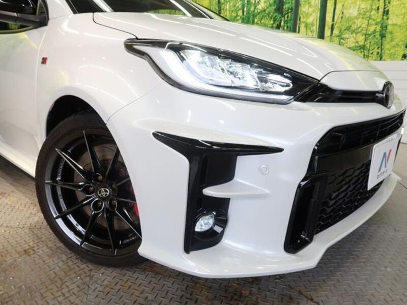 GR YARIS