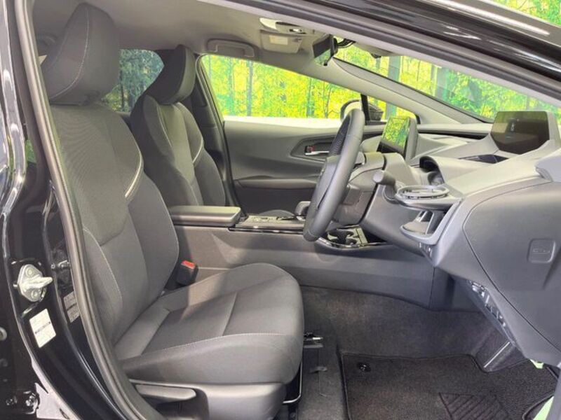 PRIUS PHV
