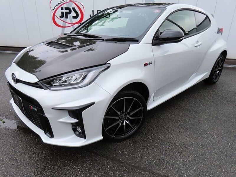 GR YARIS