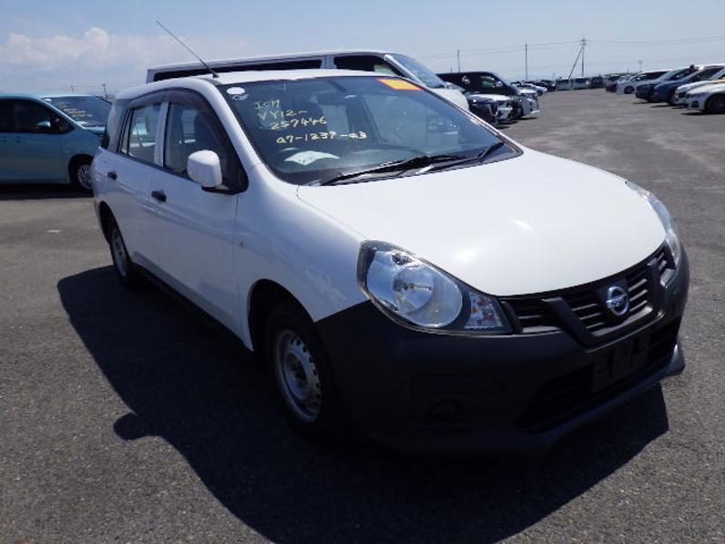 NISSAN AD VAN