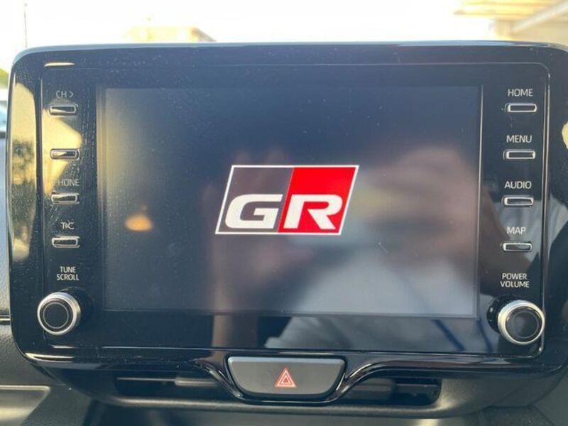 GR YARIS
